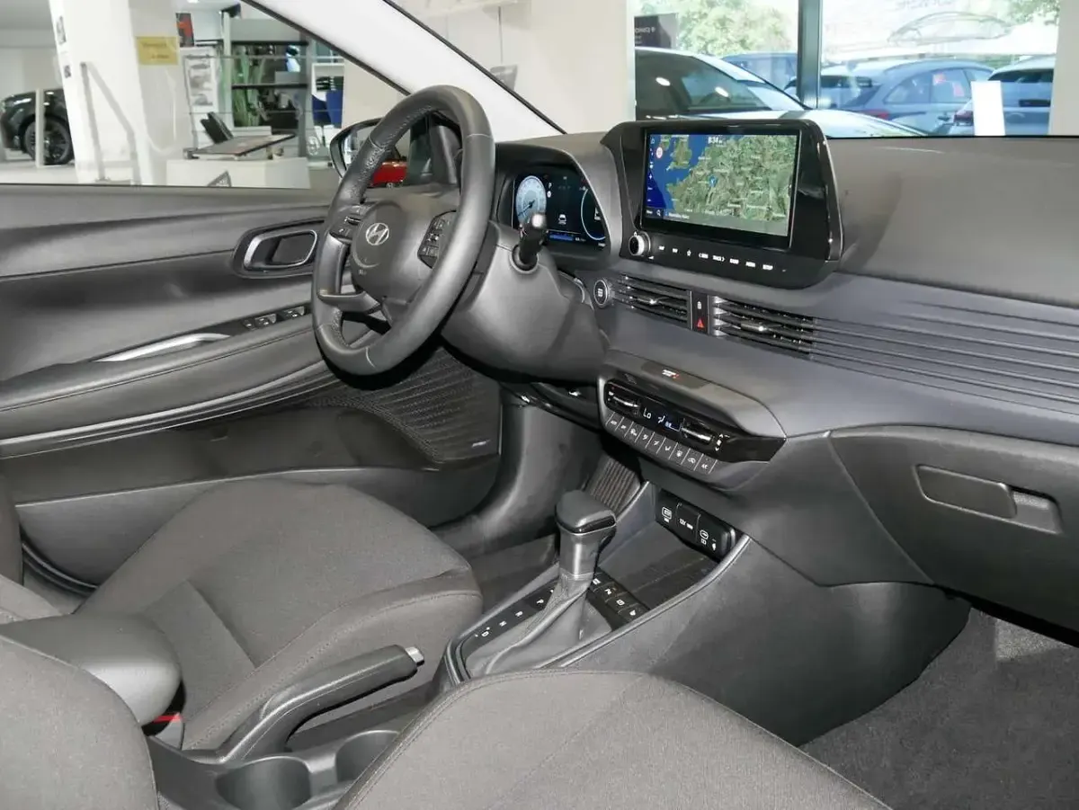 Gebraucht Hyundai i20 Prime 101 PS (74 kW) 2025 Aurora grey / met Kleinwagen