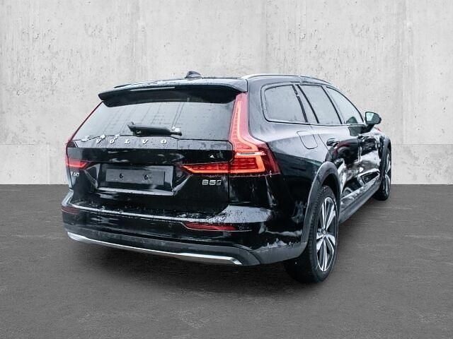 Gebraucht Volvo V60 CC Plus 250 PS (183 kW) 2024 Schwarz Kombi