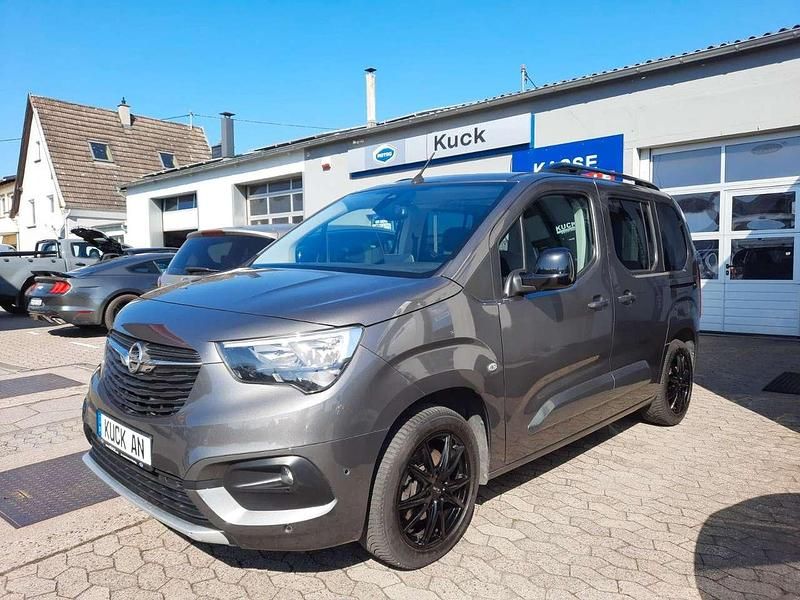 Gebraucht Opel Combo Life Ultimate 131 PS (96 kW) 2023 Grau Van / Kleinbus