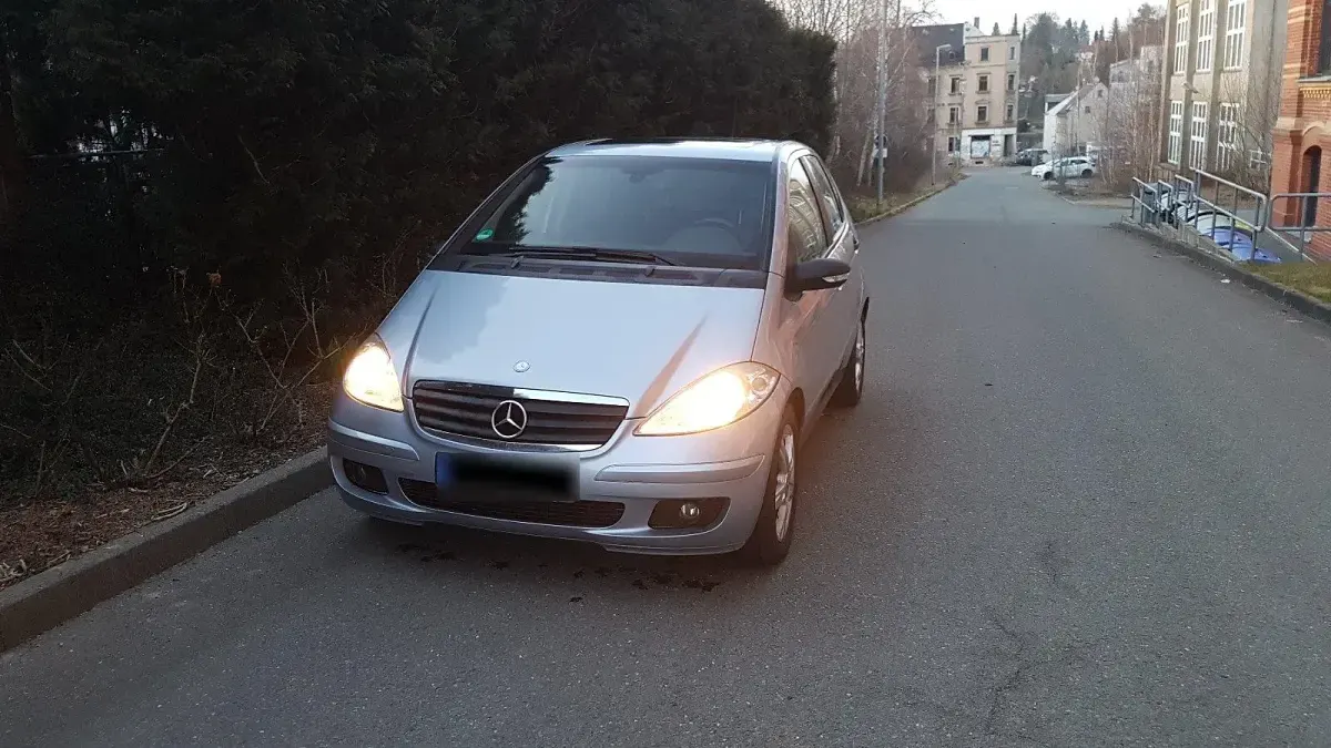Gebraucht Mercedes A170 Classic 116 PS (85 kW) 2007 Blau Limousine