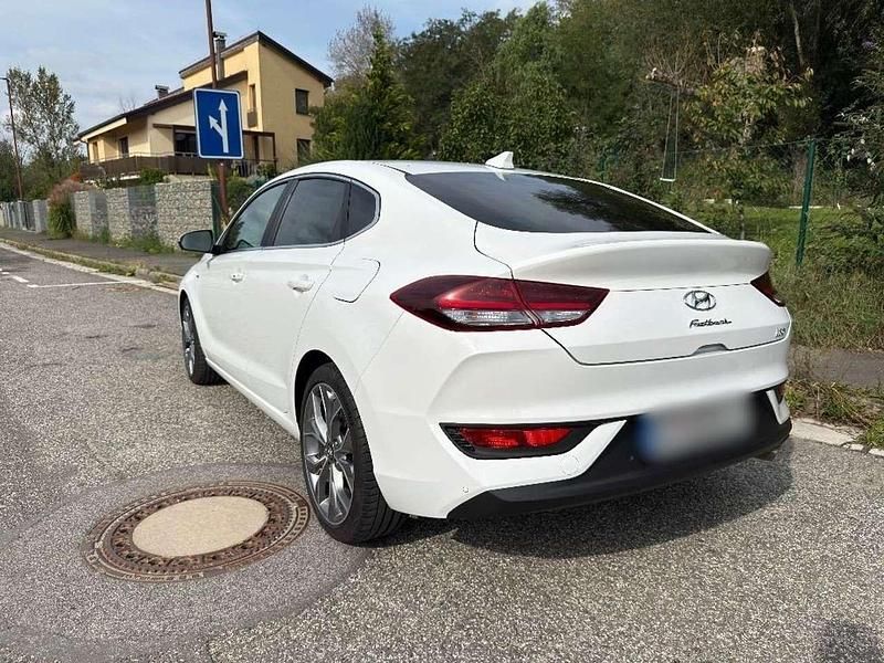 Gebraucht Hyundai i30 Edition 30+ 159 PS (116 kW) 2022 Weiß Coupé