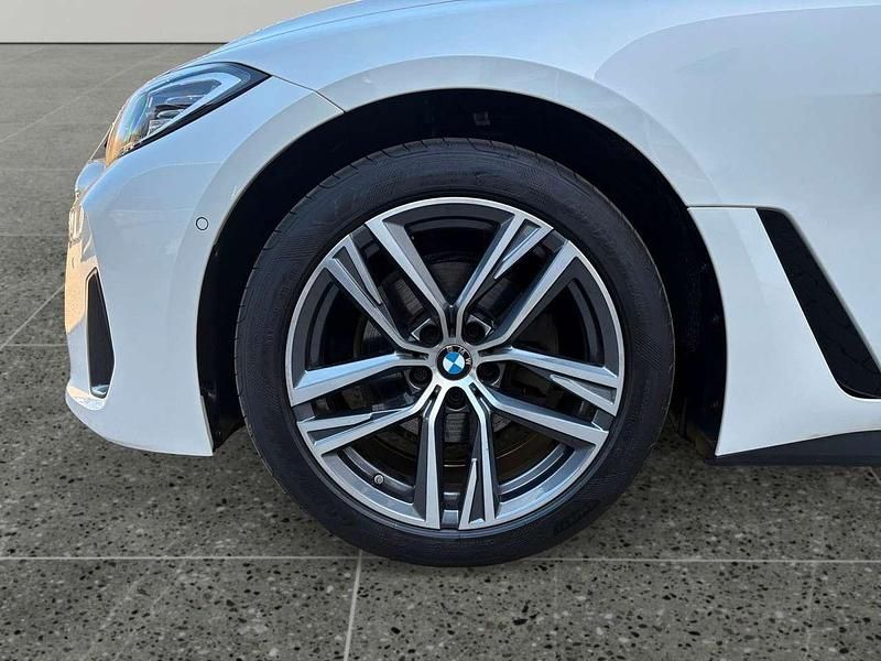 Gebraucht BMW 420 190 PS (139 kW) 2023 Mineralweiss metallic Coupé