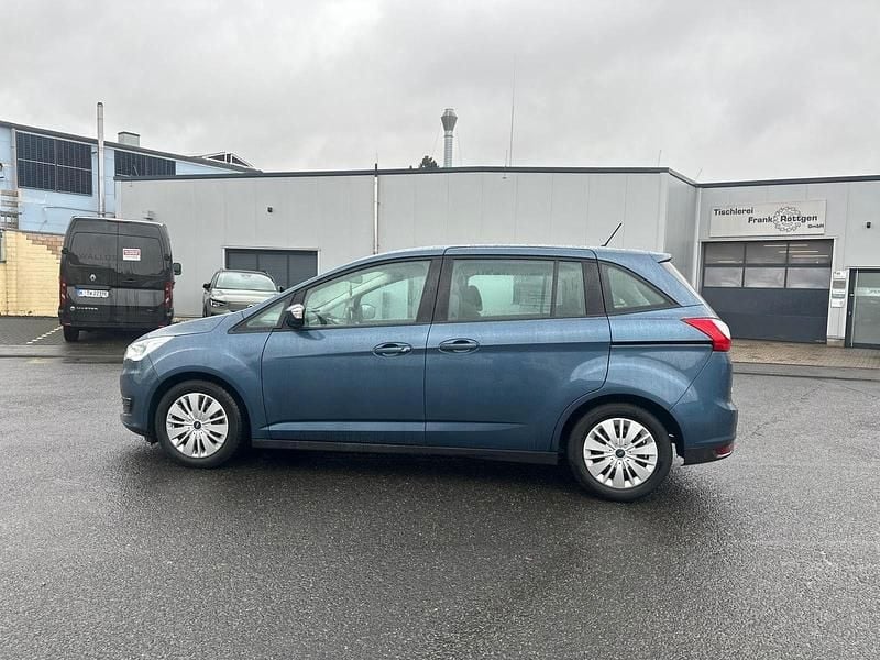 Gebraucht Ford Grand C-Max Trend 101 PS (74 kW) 2019 Blau Van / Kleinbus