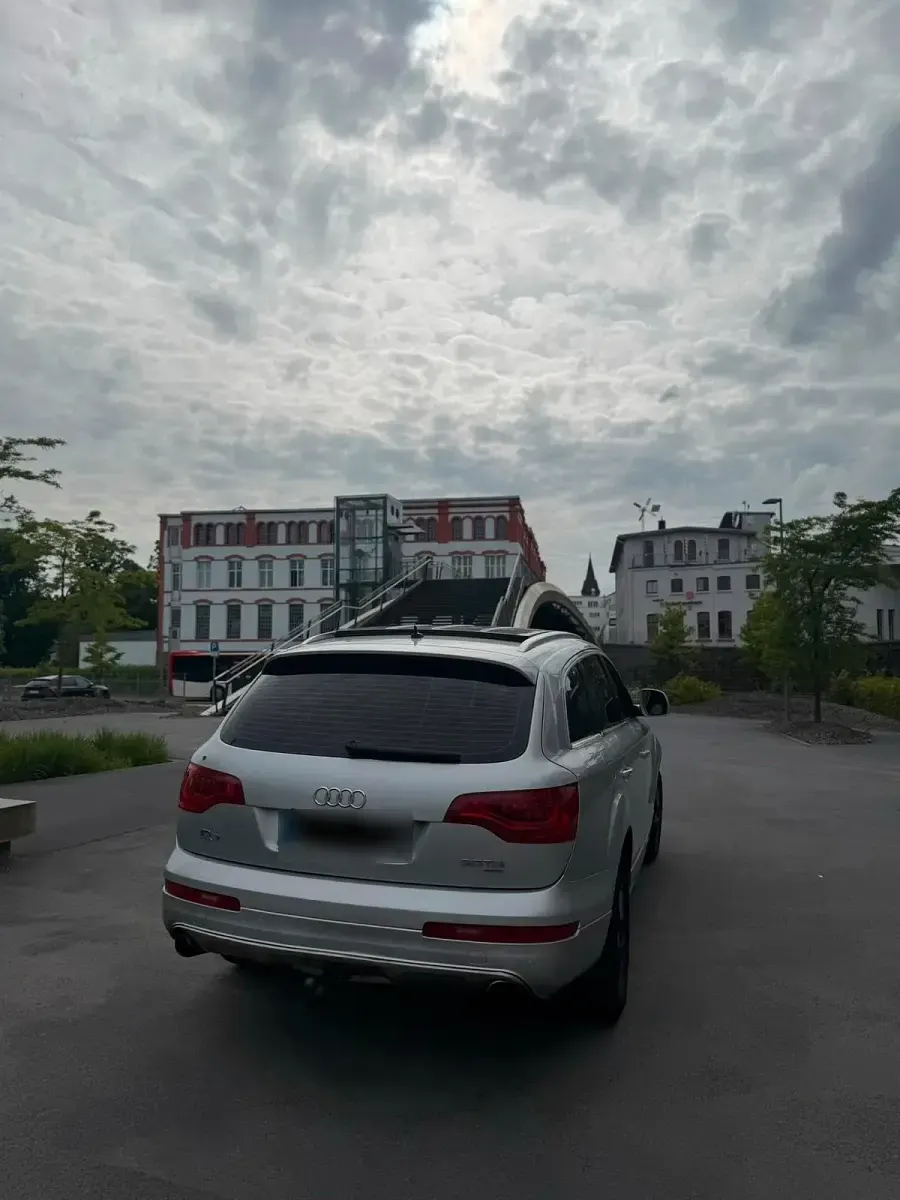 Gebraucht Audi Q7 240 PS (176 kW) 2007 Silber SUV