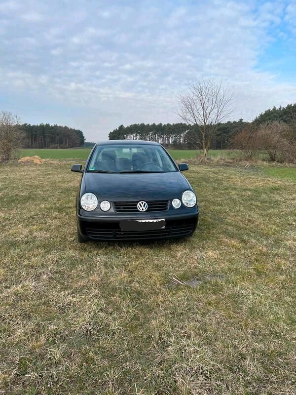 Schwarz Gebraucht 2004 VW Polo Kleinwagen | 899 € (Guter Preis) - Bild 1/4