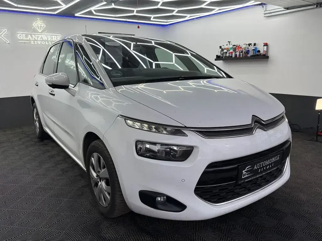 Używany Citroën C4 120 KM (88 kW) 2015 Biały SUV