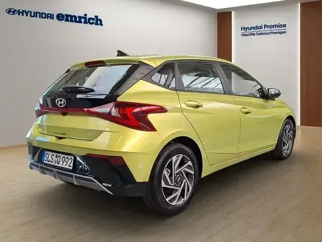Gebraucht Hyundai i20 Trend 101 PS (74 kW) 2025 Gelb Kleinwagen