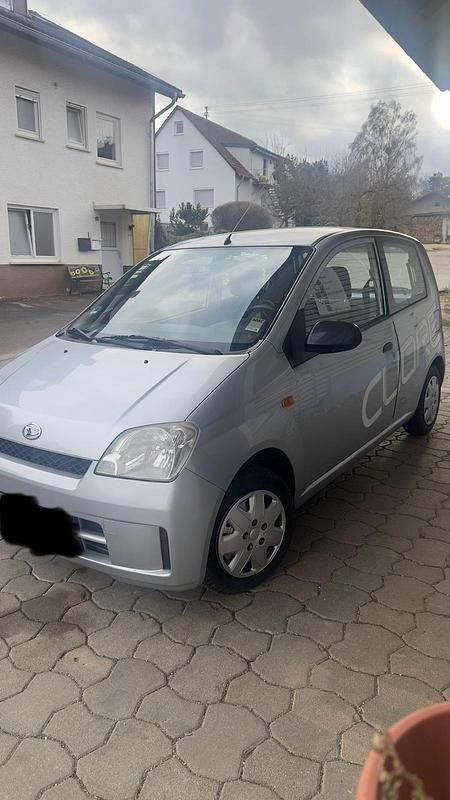 Gebraucht Daihatsu Cuore 58 PS (42 kW) 2004 Grau Kleinwagen