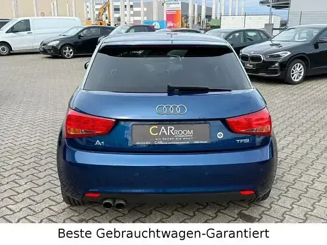 Gebraucht Audi A1 Ambition 122 PS (89 kW) 2012 Blau Kleinwagen
