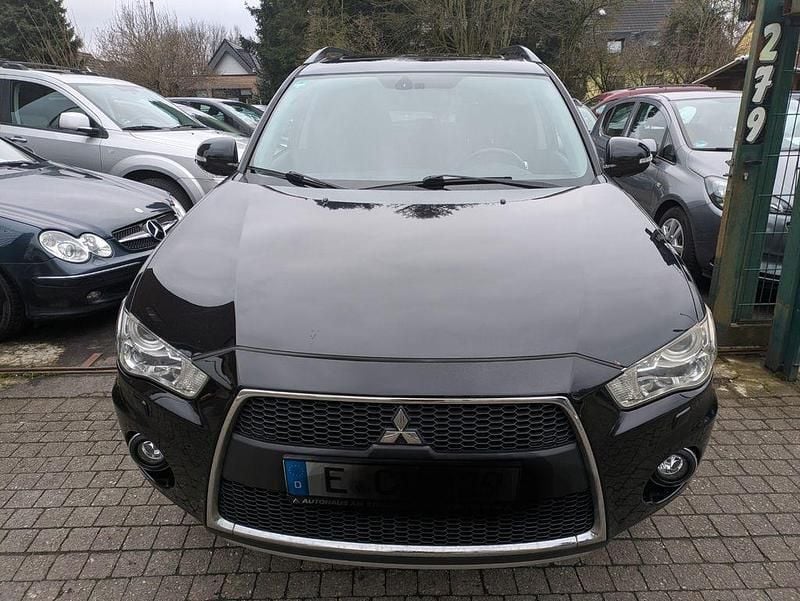 Gebraucht Mitsubishi Outlander Invite 156 PS (114 kW) 2010 Schwarz SUV
