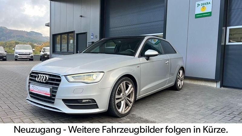 Silber Gebraucht 2013 Audi A3 S-Line Limousine | 11.990 € (Etwas zu teuer) - Bild 1/4