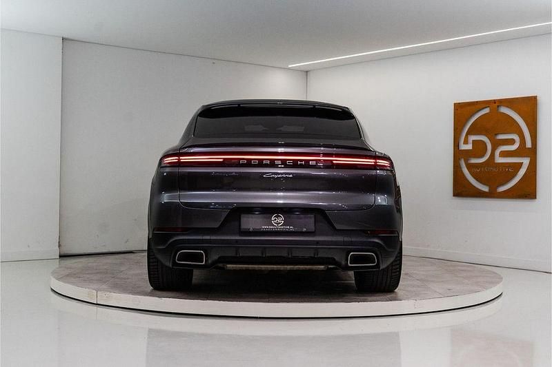 Gebraucht Porsche Cayenne 462 PS (339 kW) 2024 Grau SUV