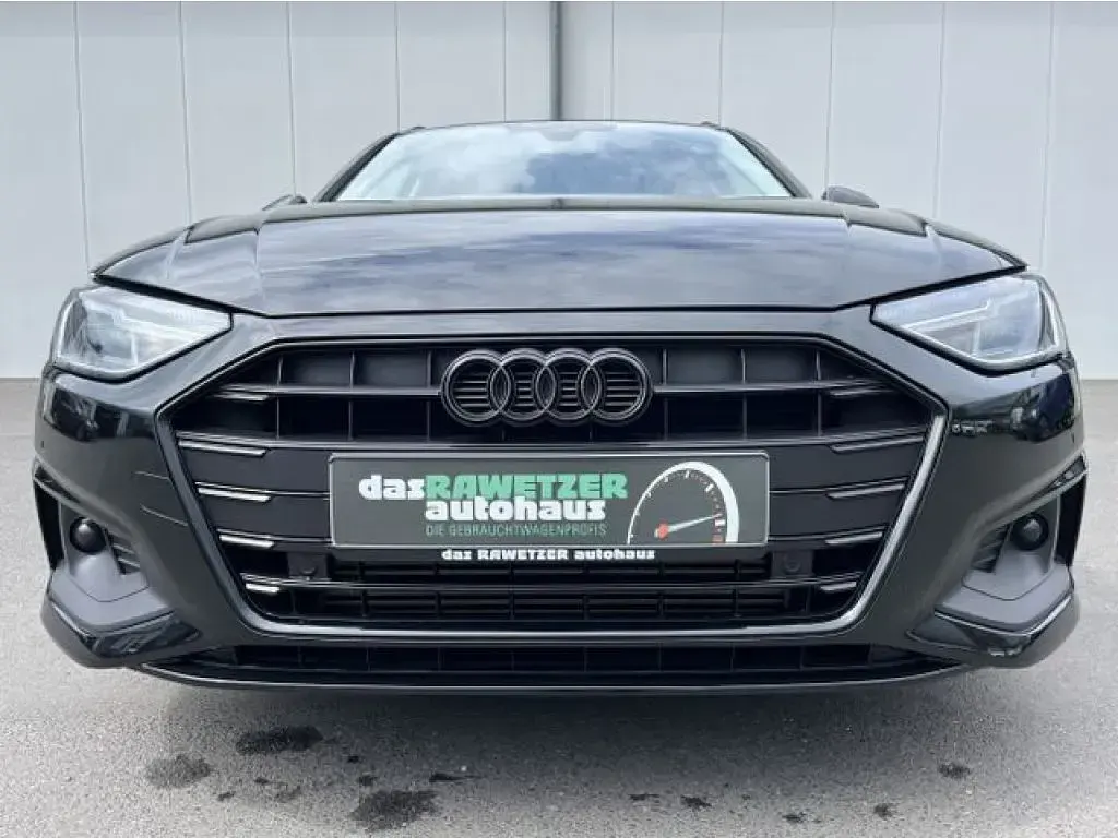 Gebraucht Audi A4 S-Line 150 PS (110 kW) 2022 Schwarz Kombi