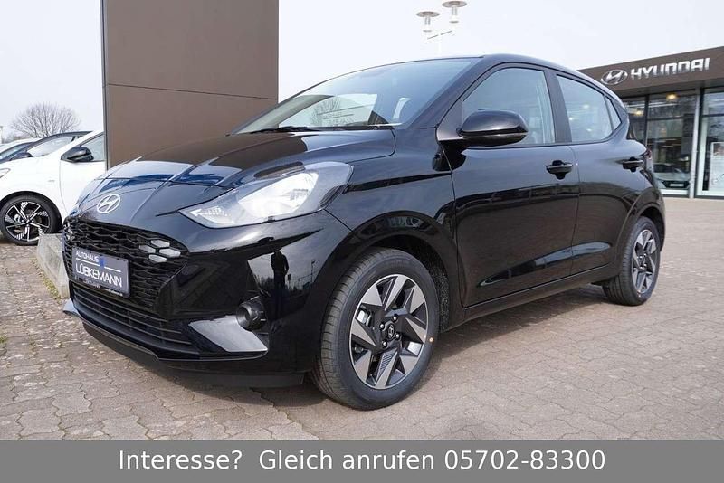 Phantom black Neu 2025 Hyundai i10 Trend Kleinwagen | 19.690 € (Fairer Preis) - Bild 1/4
