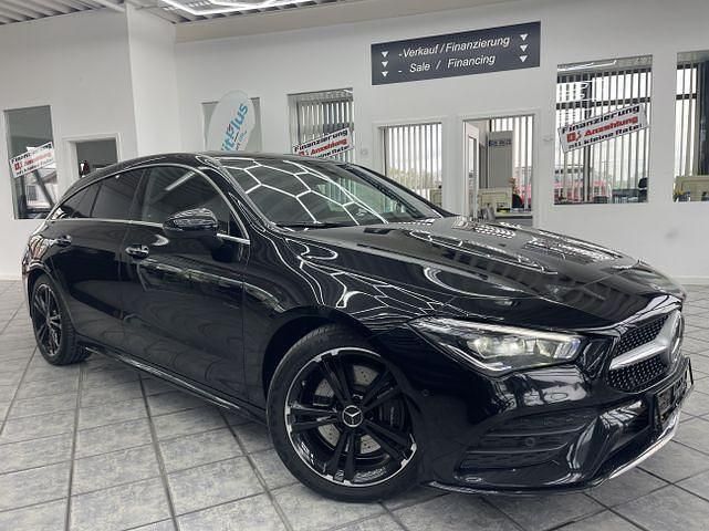 Schwarz Gebraucht 2021 Mercedes CLA220 Shooting Brake AMG line Kombi | 20.950 € (Fairer Preis) - Bild 1/4