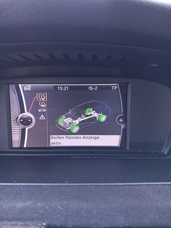 Gebraucht BMW 320 Performance 184 PS (135 kW) 2010 Schwarz Kombi