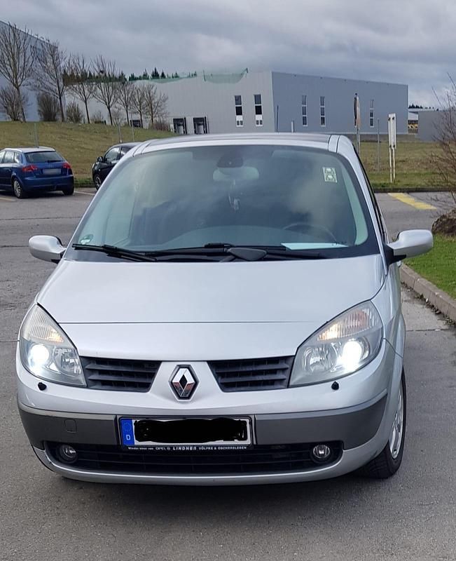Gebraucht Renault Scénic II 150 PS (110 kW) 2006 Grau Van / Kleinbus