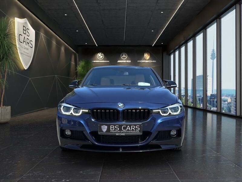 Blau Gebraucht 2017 BMW 320 M Sport Limousine | 19.900 € (Fairer Preis) - Bild 1/4