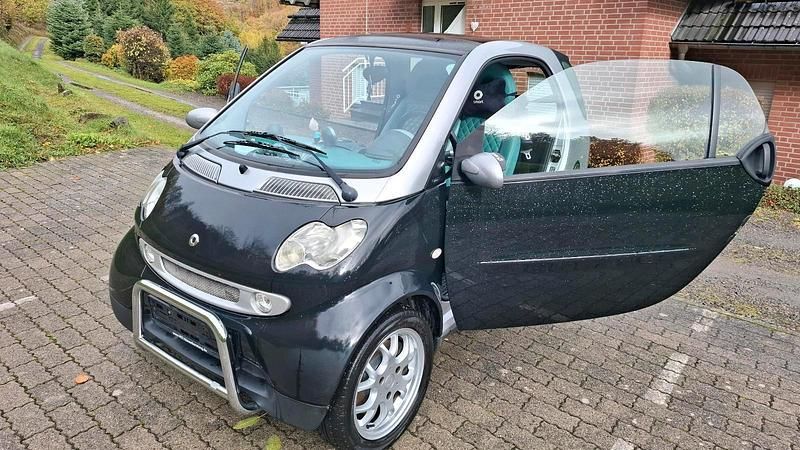 Silber Gebraucht 2007 Smart ForTwo Coupé Brabus Coupé | 3.850 € - Bild 1/4