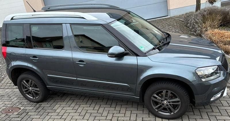 Gebraucht Skoda Yeti Ambition 125 PS (91 kW) 2017 Grau SUV
