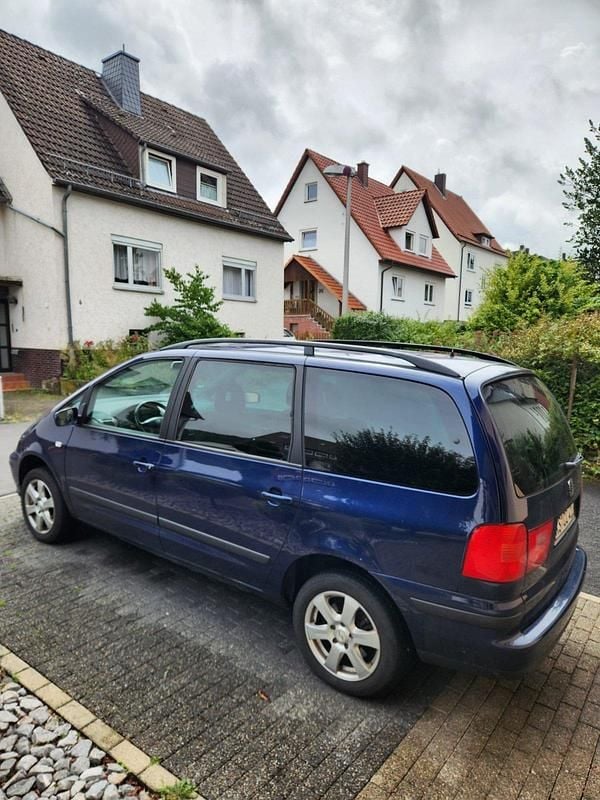 Blau Gebraucht 2003 Seat Alhambra Van / Kleinbus | 1.000 € (Superpreis) - Bild 1/4
