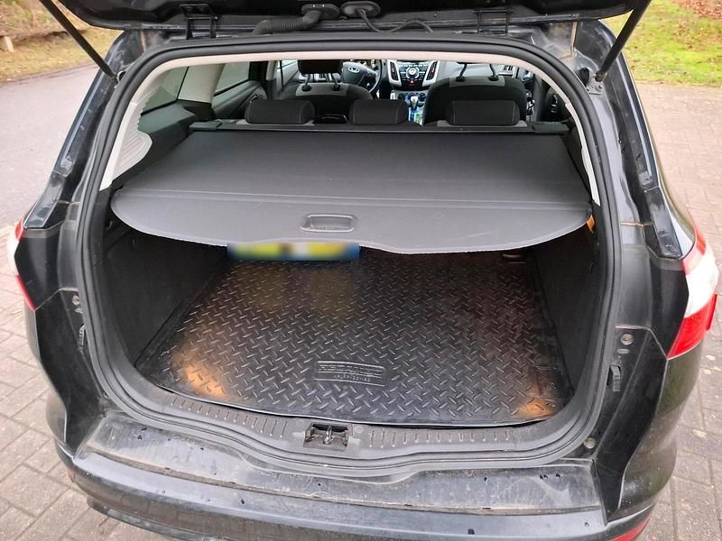 Gebraucht Ford Focus 150 PS (110 kW) 2013 Schwarz Kombi