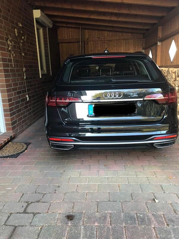 Gebraucht Audi A4 190 PS (139 kW) 2020 Schwarz Kombi