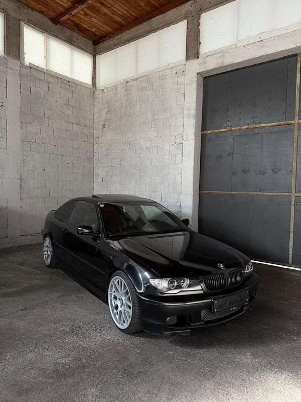 Gebraucht BMW 330 Shadowline 204 PS (150 kW) 2003 Schwarz Coupé