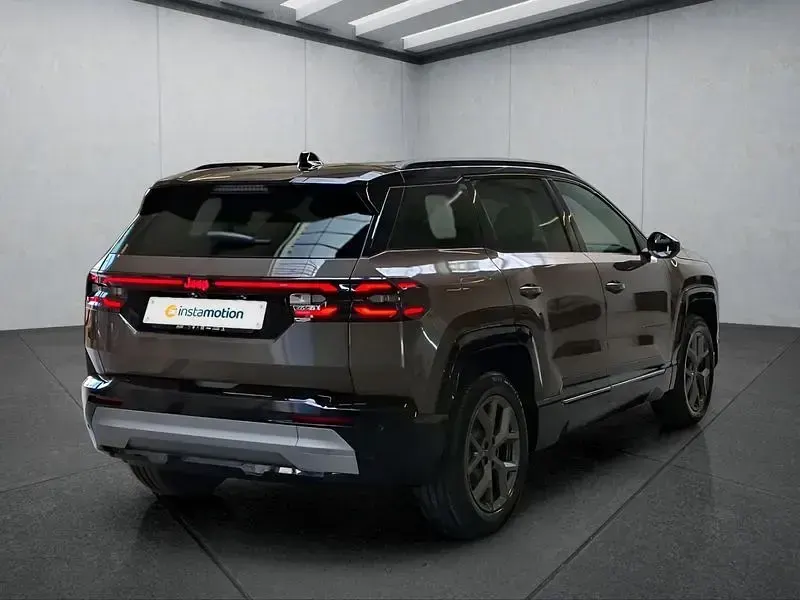 Neu Jeep Compass 145 PS (106 kW) 2026 Grün SUV