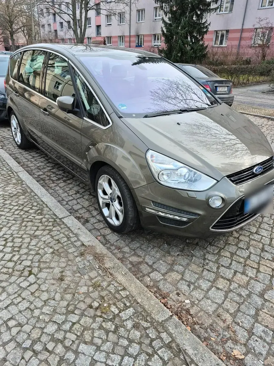 Gebraucht Ford S-MAX S 140 PS (102 kW) 2011 Grün Van / Kleinbus