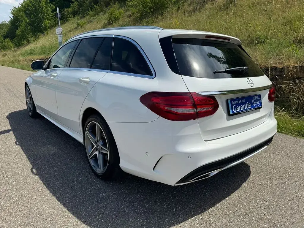 Gebraucht Mercedes C400 AMG 333 PS (244 kW) 2018 Weiß Limousine