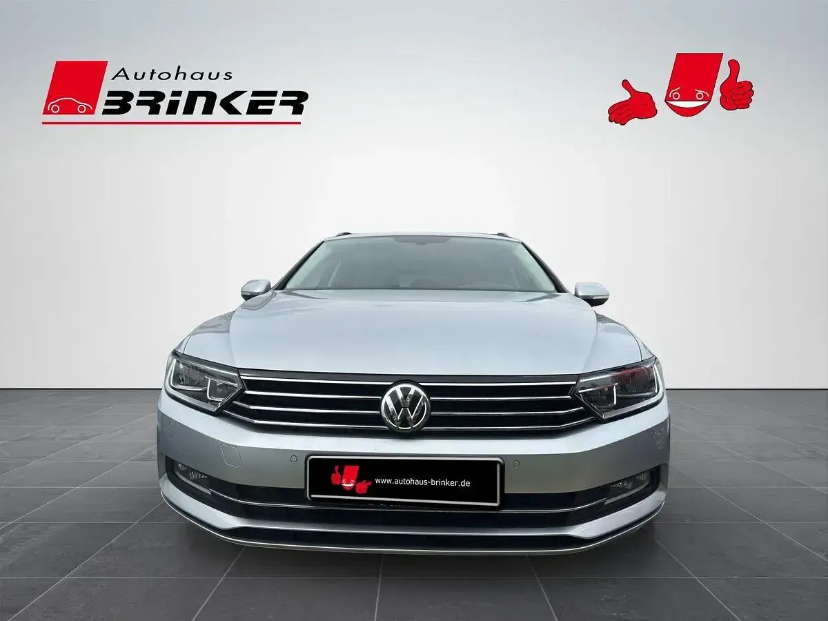 Gebraucht VW Passat Comfortline 150 PS (110 kW) 2019 Reflexsilber metallic Kombi