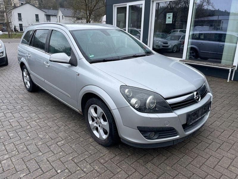 Gebraucht Opel Astra 150 PS (110 kW) 2006 Silber Kombi