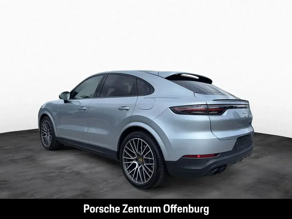 Gebraucht Porsche Cayenne E-Hybrid Coupe 462 PS (339 kW) 2020 Dolomitsilbermetallic SUV