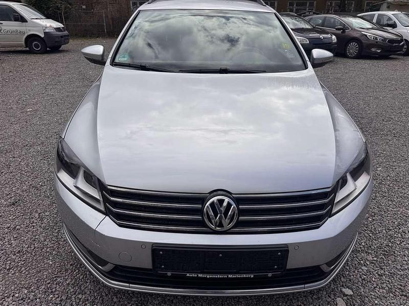 Gebraucht VW Passat Comfortline 140 PS (102 kW) 2011 Reflexsilber metallic Kombi