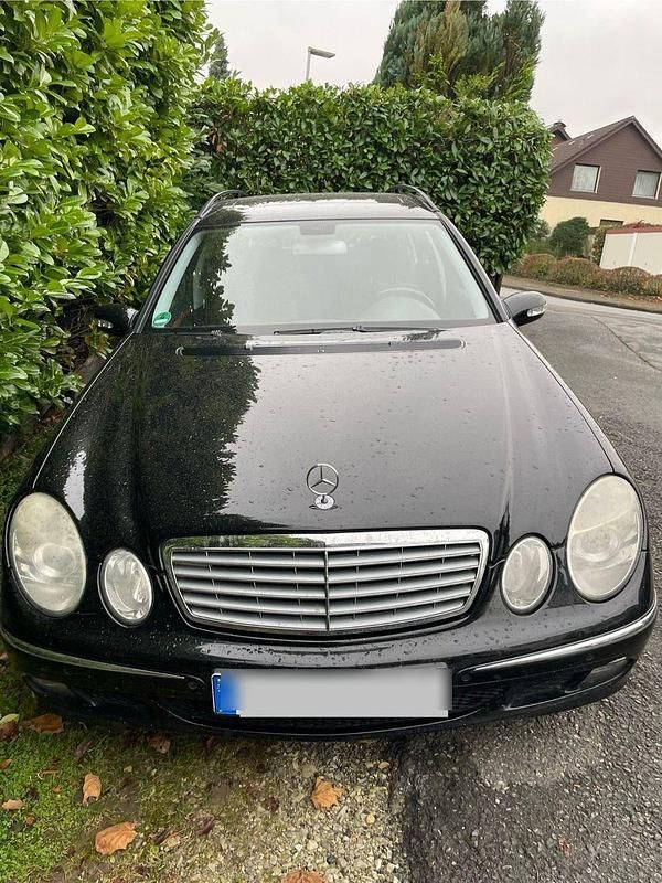 Schwarz Gebraucht 2005 Mercedes E280 Elegance Kombi | 2.950 € (Fairer Preis) - Bild 1/4