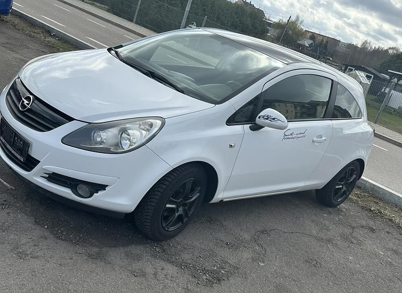 Gebraucht Opel Corsa 87 PS (63 kW) 2010 Weiß Kleinwagen