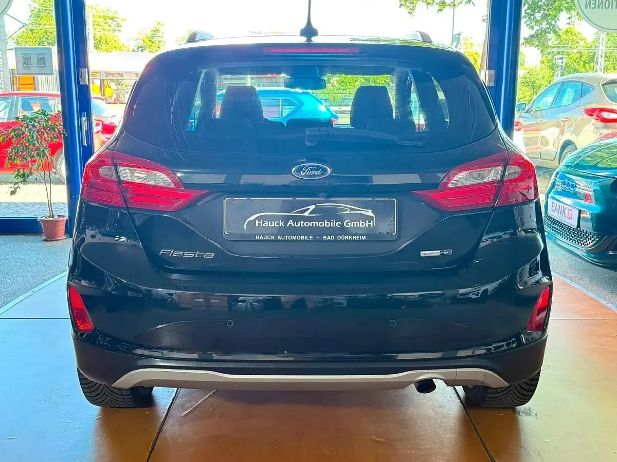 Gebraucht Ford Fiesta Active X 125 PS (91 kW) 2021 Schwarz Kleinwagen