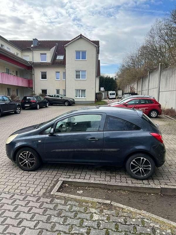 Gebraucht Opel Corsa 80 PS (58 kW) 2009 Kleinwagen