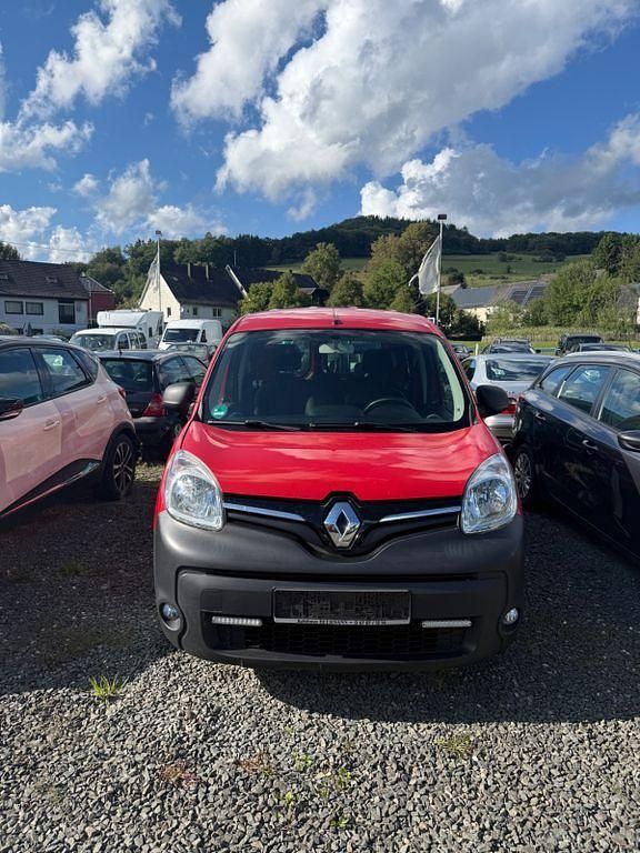 Rot Gebraucht 2015 Renault Kangoo Expression Van / Kleinbus | 7.490 € (Fairer Preis) - Bild 1/4