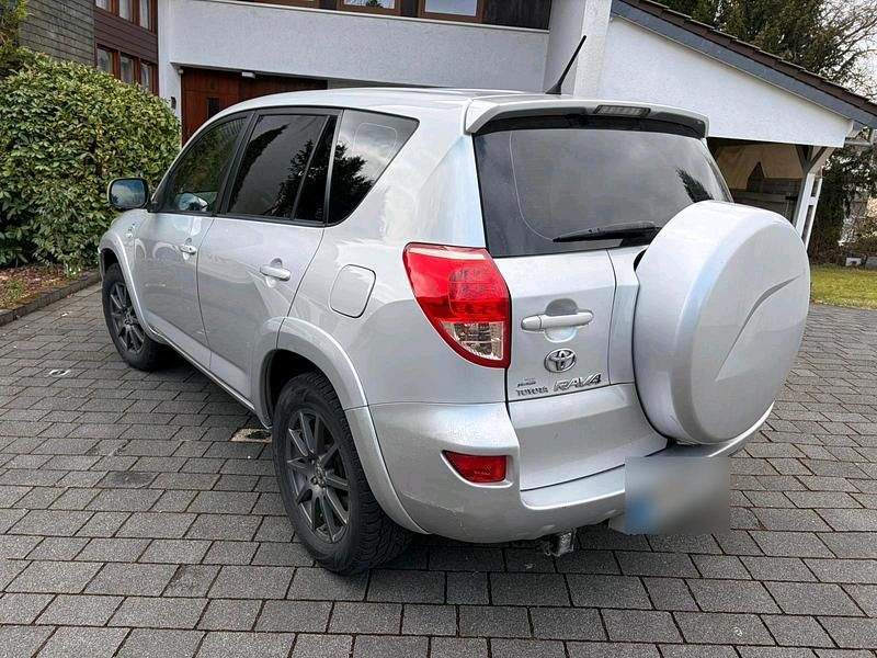 Gebraucht Toyota RAV4 177 PS (130 kW) 2008 Silber SUV