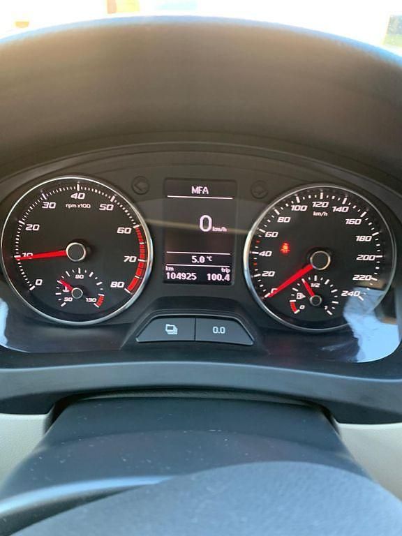 Gebraucht Seat Toledo Sun 122 PS (89 kW) 2014 Beige Limousine