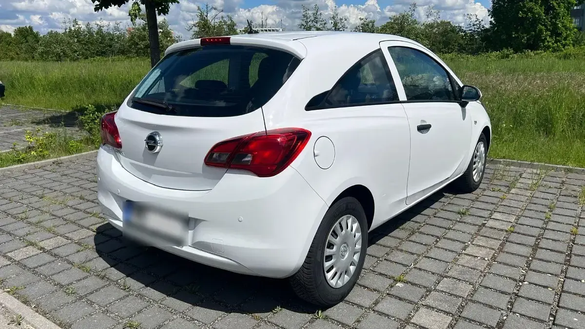 Gebraucht Opel Corsa 69 PS (50 kW) 2016 Weiß Kleinwagen