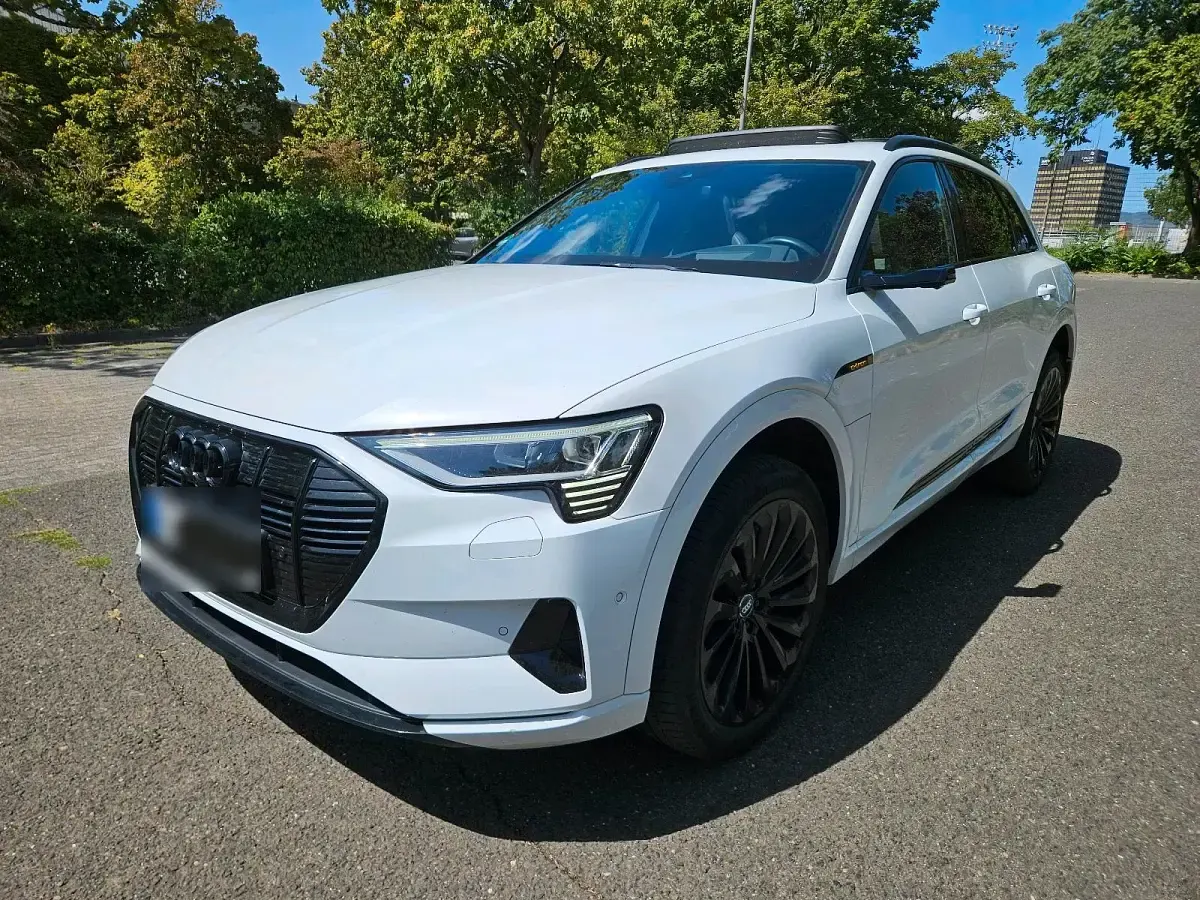 Gebraucht Audi e-tron 300 kW (408 PS) 2019 Weiß SUV