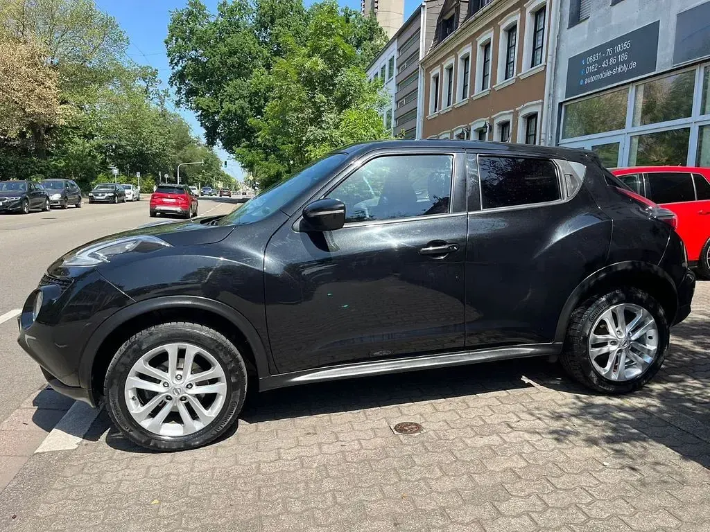 Gebraucht Nissan Juke Tekna 117 PS (86 kW) 2017 Schwarz SUV