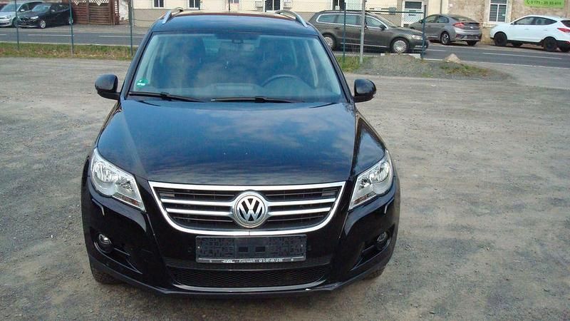 Gebraucht VW Tiguan Team 150 PS (110 kW) 2010 Schwarz SUV