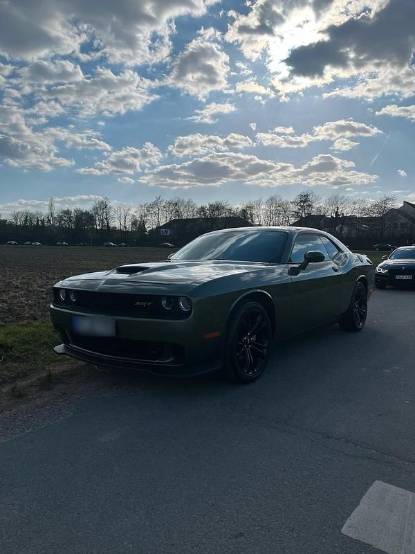 Gebraucht Dodge Challenger SXT 309 PS (227 kW) 2021 Grün Coupé