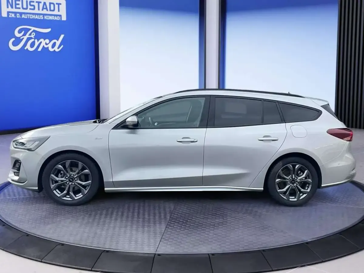 Usata Ford Focus ST-Line 116 CV (85 kW) 2025 Argento Station wagon