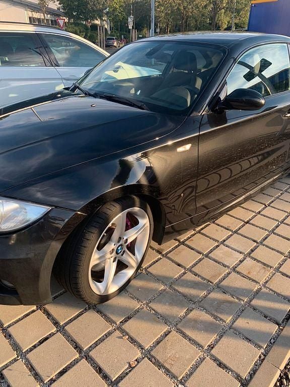 Schwarz Gebraucht 2008 BMW 123 M Sport Kleinwagen | 5.500 € (Fairer Preis) - Bild 1/4