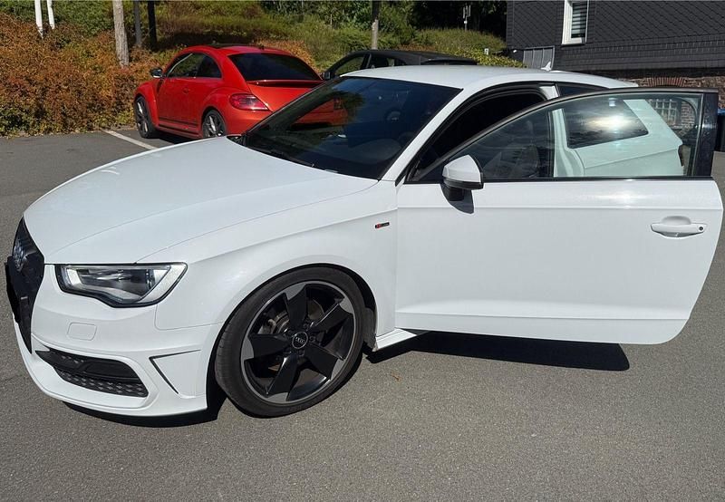 Gebraucht Audi A3 S-Line 179 PS (131 kW) 2014 Weiß Limousine